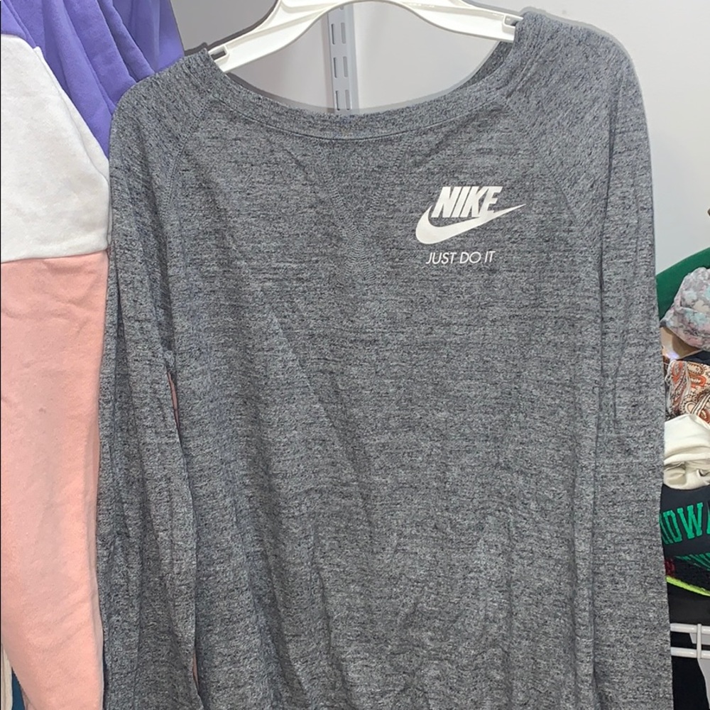 sweatshirt